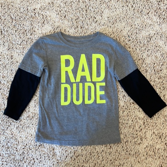 Boys 5T Graphic T-shirt - Picture 1 of 3